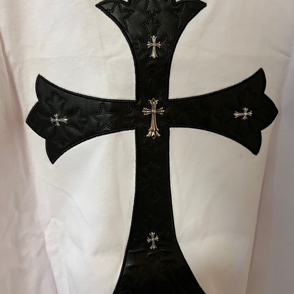 Chrome Hearts - Picture 3 of 5